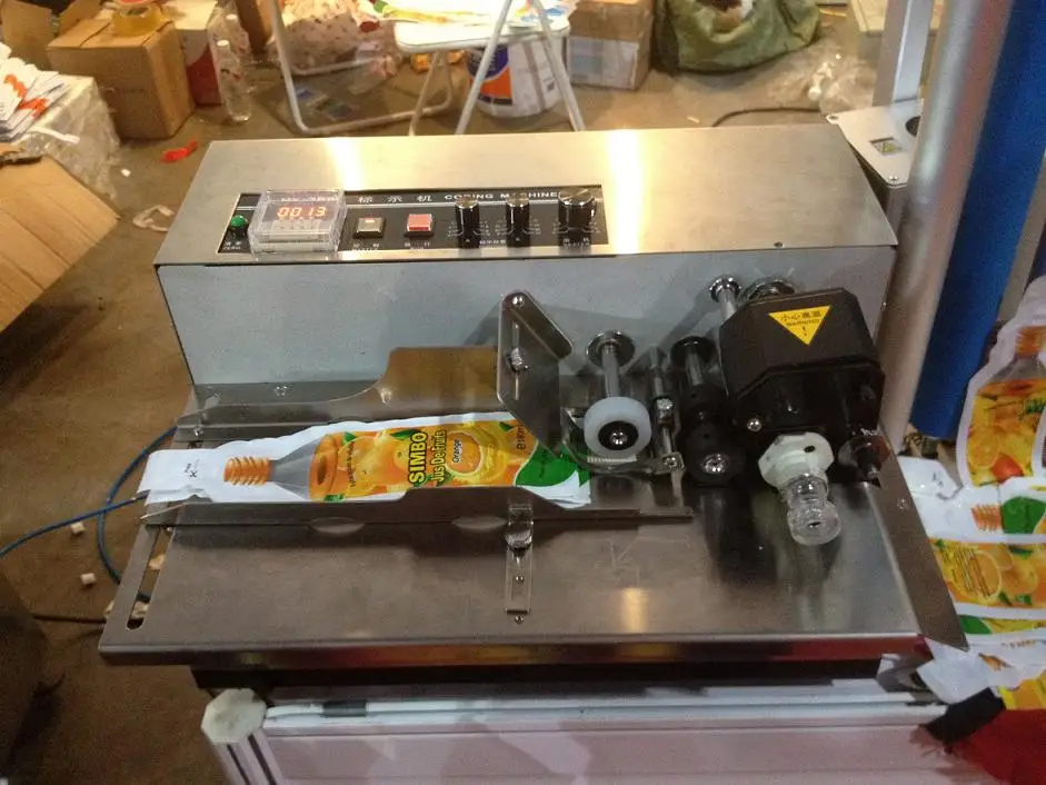sweet water /Juice/ Straw Milk Inflatable Bag Fill Packer filling machine for plastic sachet bags
