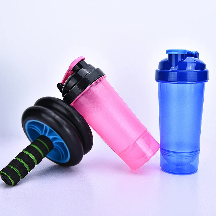 
600 мл 2 в 1 функциональные спортивные шейкер с Порошковым хранения и таблетки отсек, смешивая весенний бал внутри 