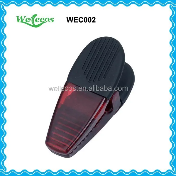 Human Shaped Magnetic Paper Clip Holder