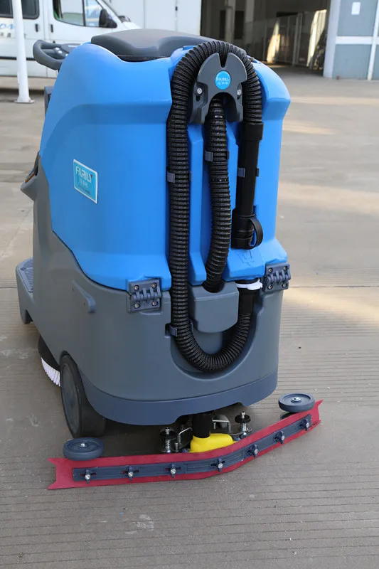 Высокое качество езды на небольшого размера поломоечная машина для уборки полов машине моющей пол