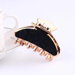 Women Plastic Spotted Animal Print Hair Clip  Hair Claws