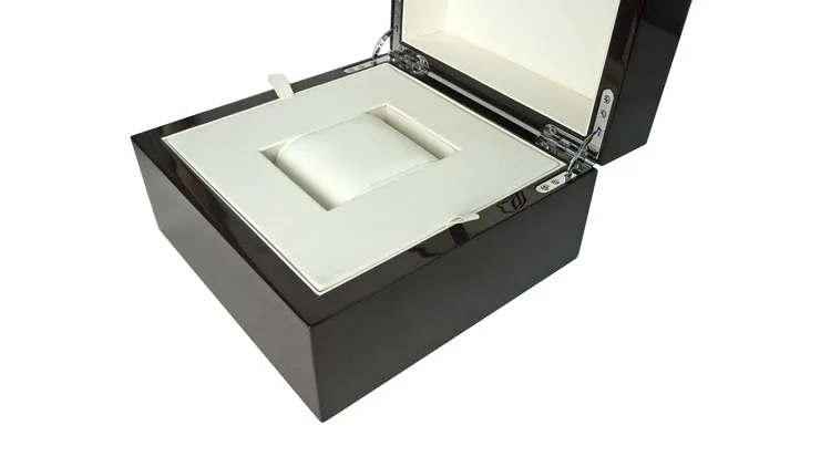 Luxury custom piano black glossy lacquer MDF wooden watch gift box for watch packaging