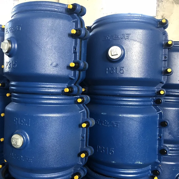 Чугунный рукав для ремонта труб разъема из