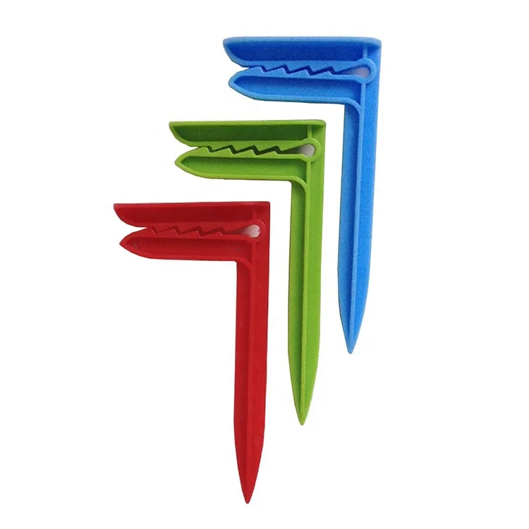 Beach Towel Clips Blanket Picnic Fasten Pegs Set for Camping Travel Beach Day