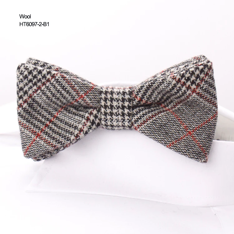 Handsome Stripe Christmas Mens Tuxedo Wool Self Tie Bow Tie