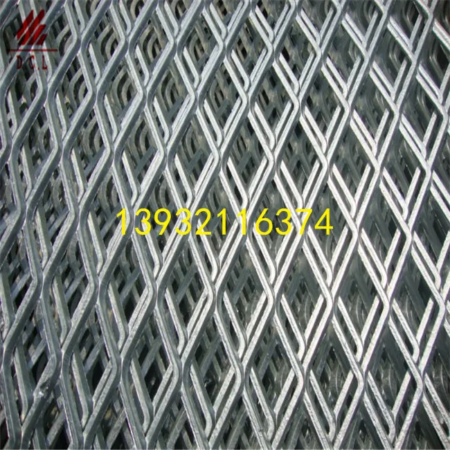 Aluminium expanded metal with Thickness: 1mm Strand width: 1.2mm Hole: 6mm x 12mm