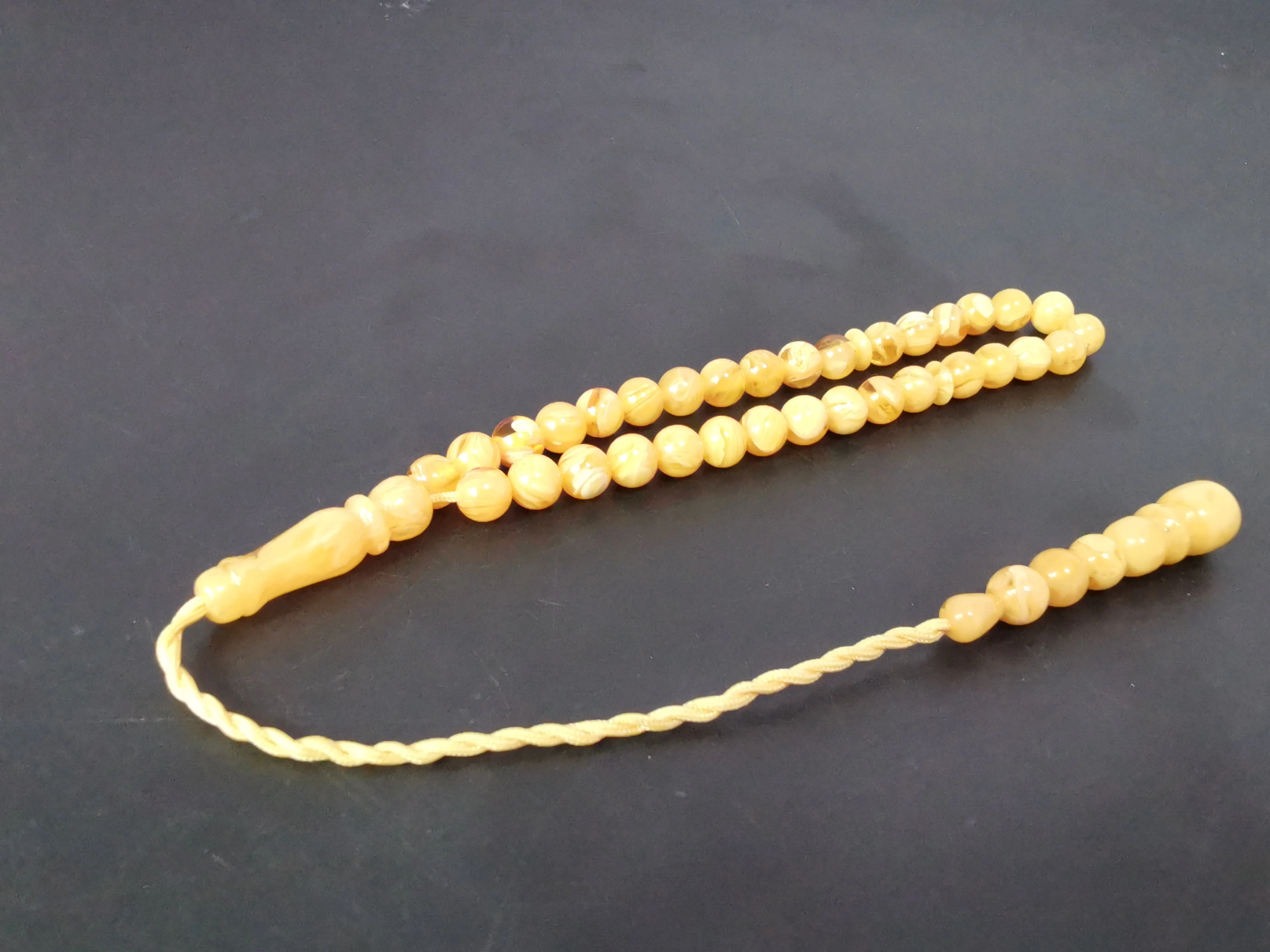 Wholesale smell 8mm 33 beads amber prayer beads rosary
