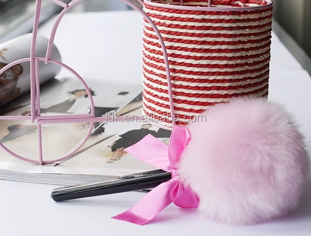 Plastic Handle Cute Bowknot Popular Plush Powder Puff