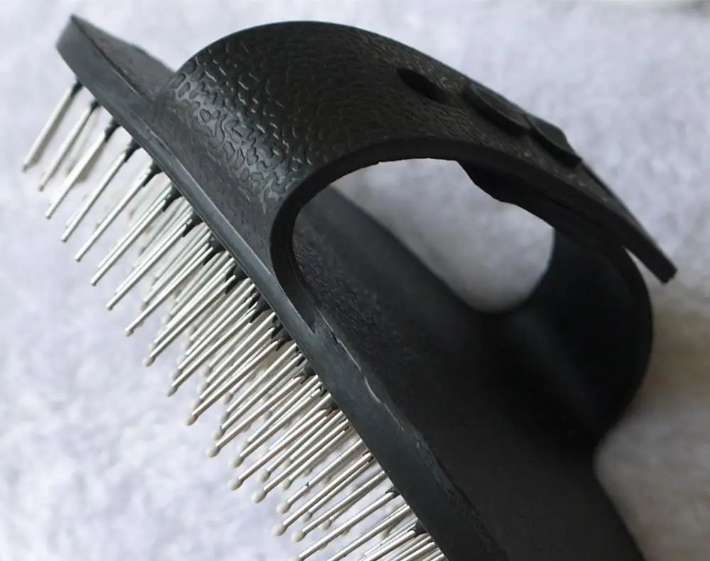 Wholesale Professional Low Price Dog Cat Pet Animals Soft Rubber Massage Pin Brush Comb With Protection Ball