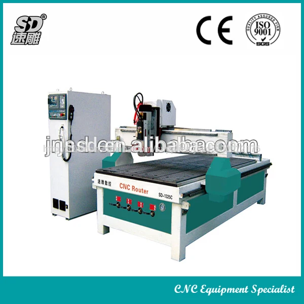 цзинань sudiao sd1325c автоматической смены инструмента древесины чпу высекая машины с yaskawa сервопривода