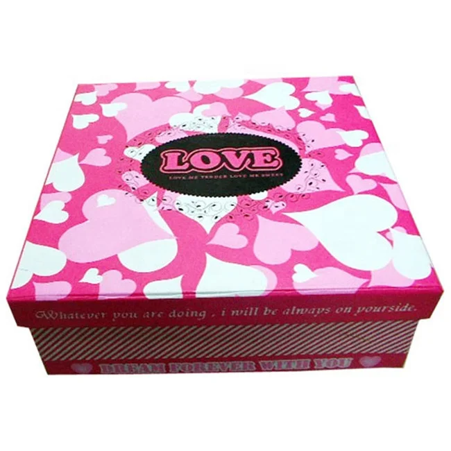
China sweet paper cardboard packaging box for dress 