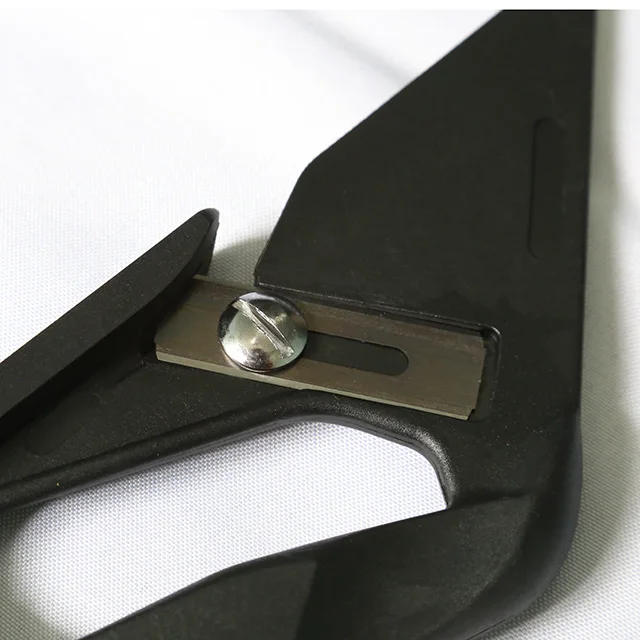 JN205 Black Carpet Cutter seam cutter