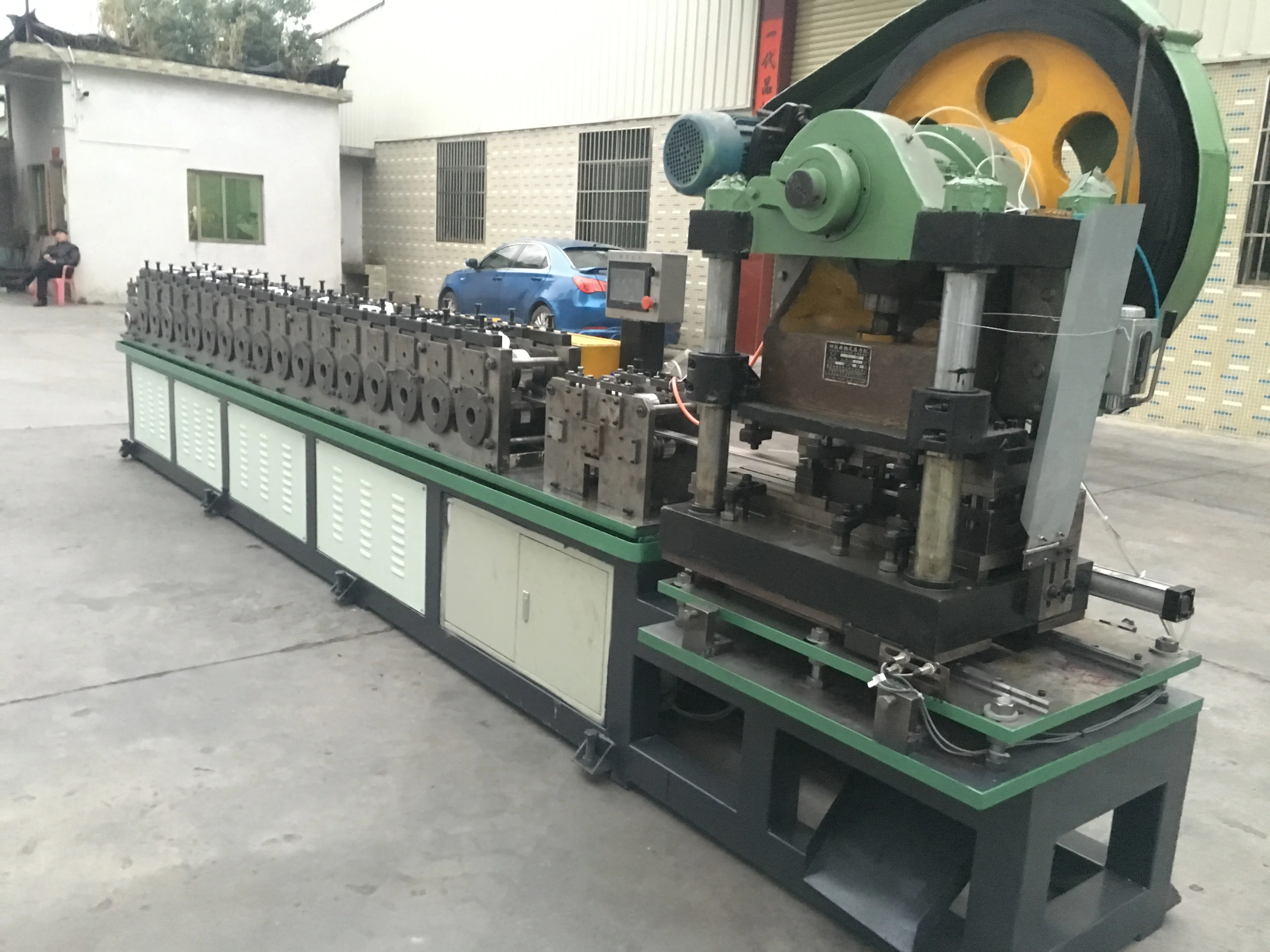  Машина для производства выдвижных ящиков с шарикоподшипником в Китае