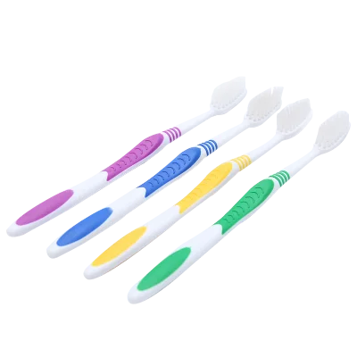 custom logo toothbrush/cheap travel toothbrush with toothpaste inside