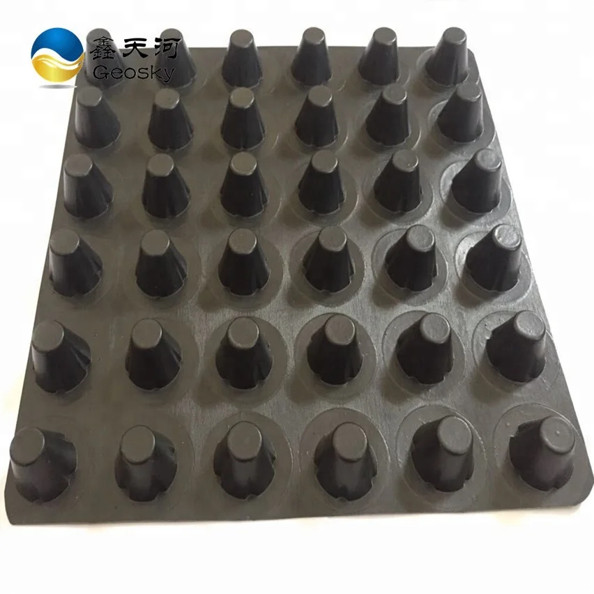 Пластиковая пластина с зажимами и дренажная ячейка из полиэтилена высокой плотности 25 мм