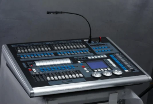 Supplier of Pearl 1024p dmx computer light controller with high quality