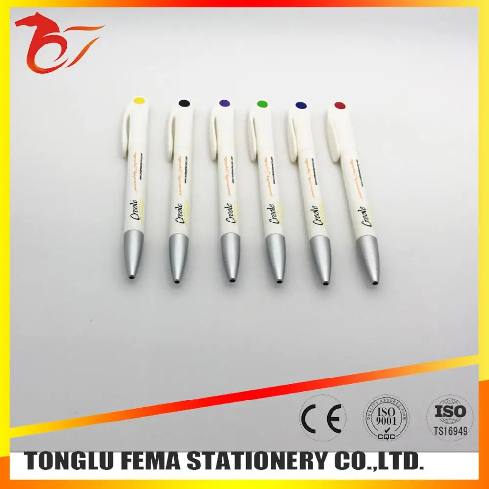  Рекламная ручка с индивидуальным логотипом Fema клиента на складе