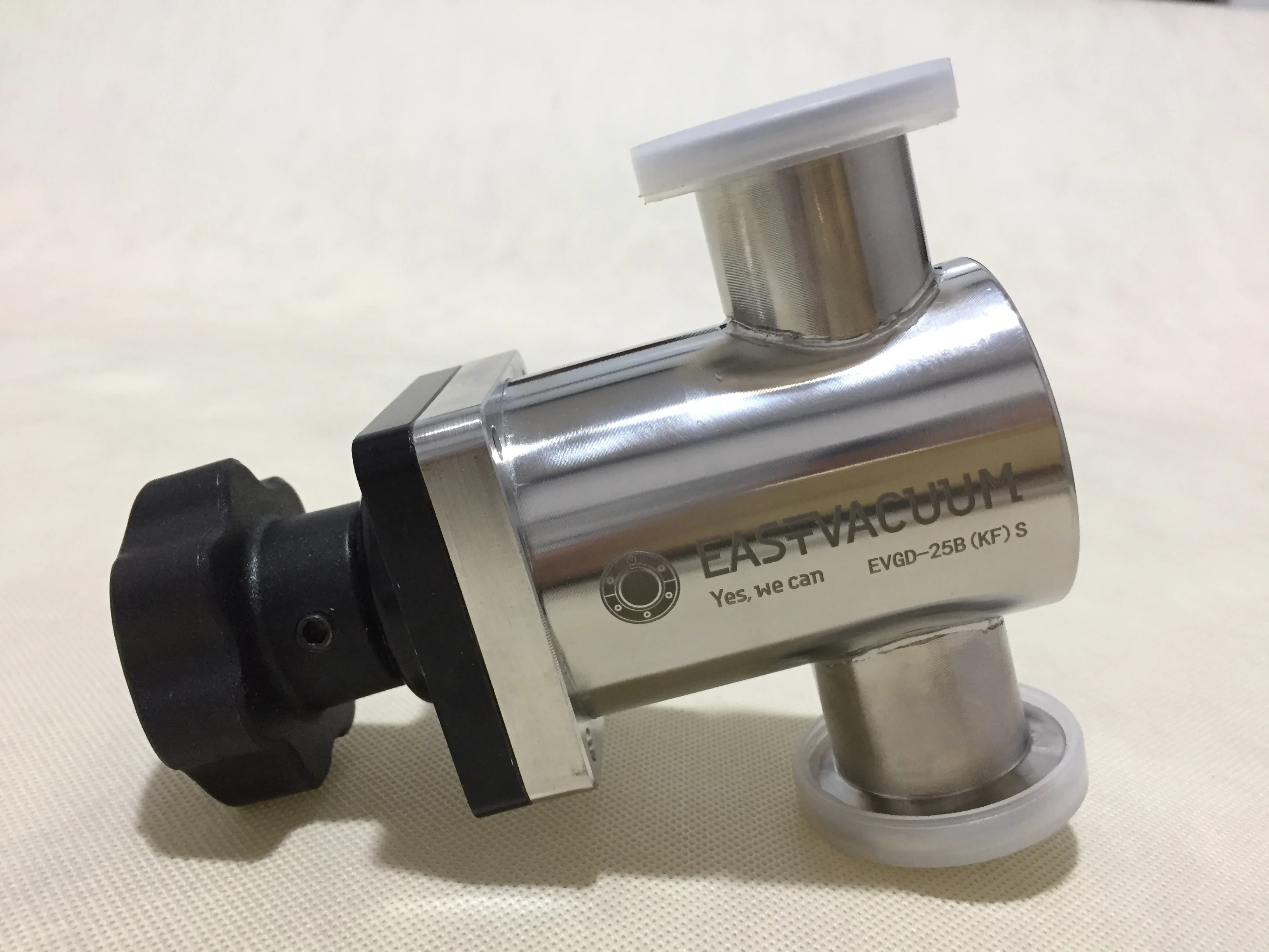 manul Ultra-high vacuum angle valves