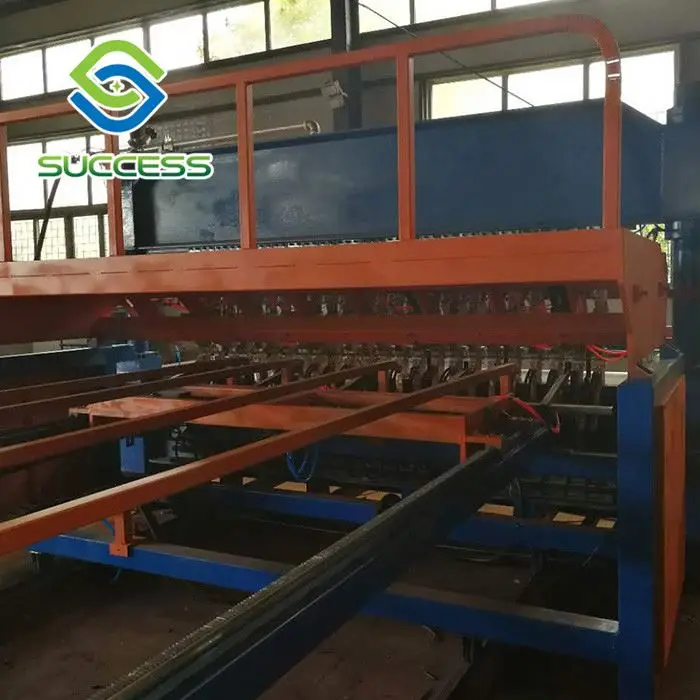
Double Wire Grassland Fence Mesh Welding Machine 