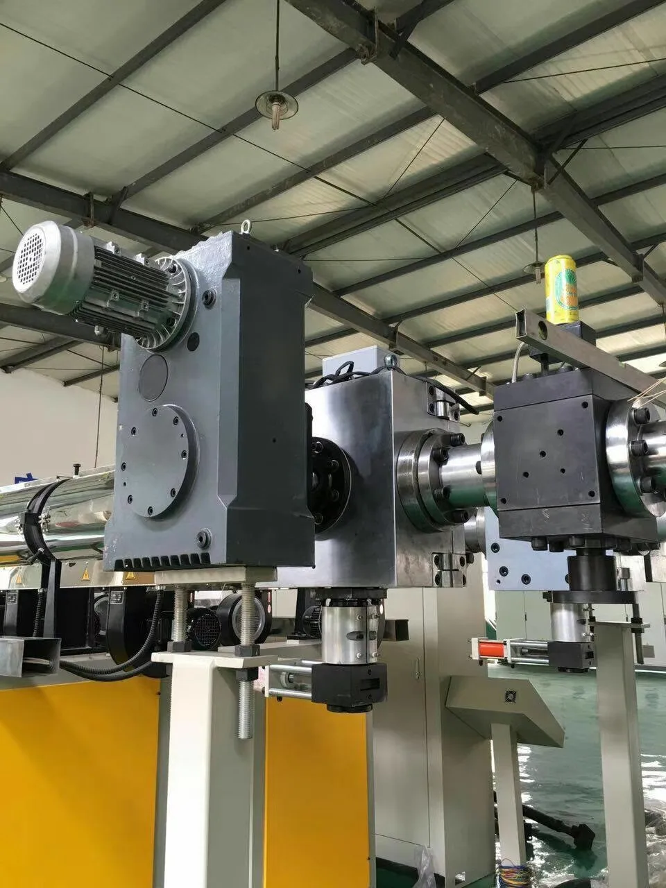 Hydraulic Screen Changer Pet Bottle/ Waste Recycling Machine For Granulator Plastic