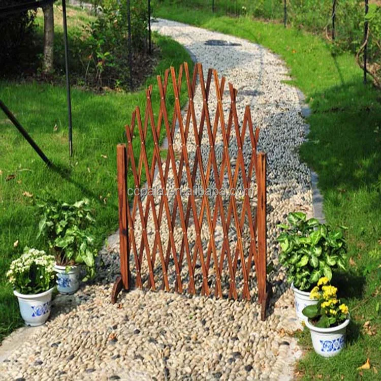 Expanding Portable Fence Wooden Screen Dog Gate Pet Safety Kid Patio Garden Lawn