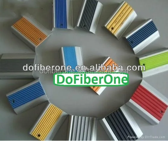 anti skid carborundum and rubber insert aluminum stair nosing