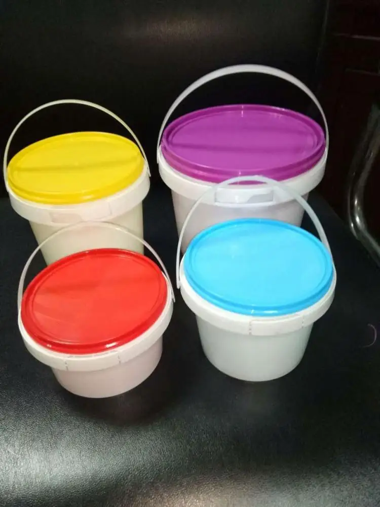 20L/5Gallon plastic bucket with griphook lid and metal handle