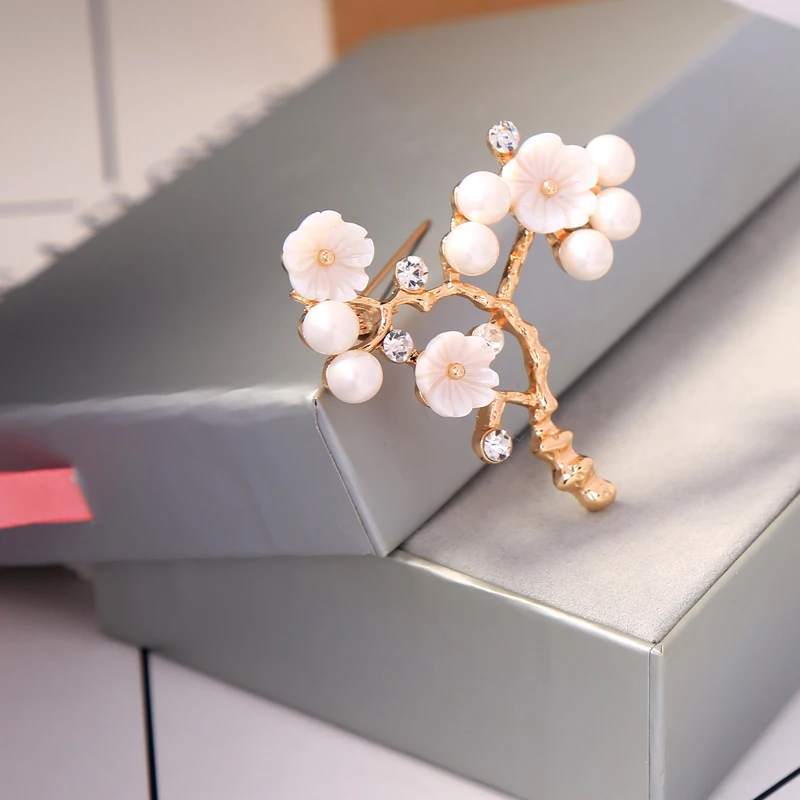 ts00206 Gold Plated Women Jewelry China Factory Handmade Customised Pearl Plum Blossom Flower Brooch