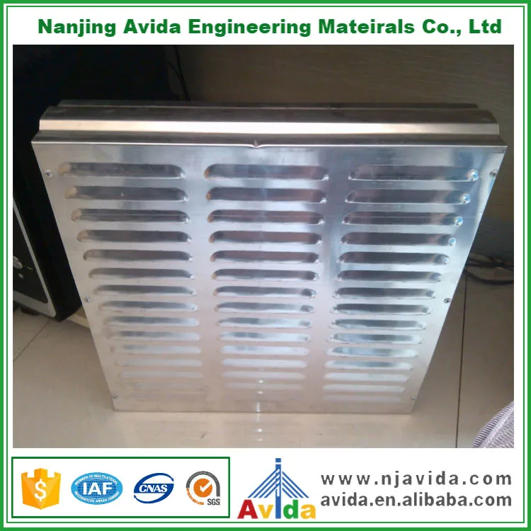 
Road Sound Barrier for Sound Absorbing Materials 