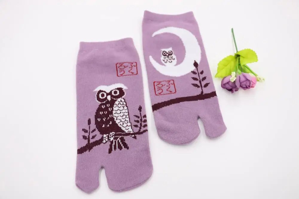 Wholesale Colorful Knitted Cotton Japanese Ankle Socks Funny Tabi Socks