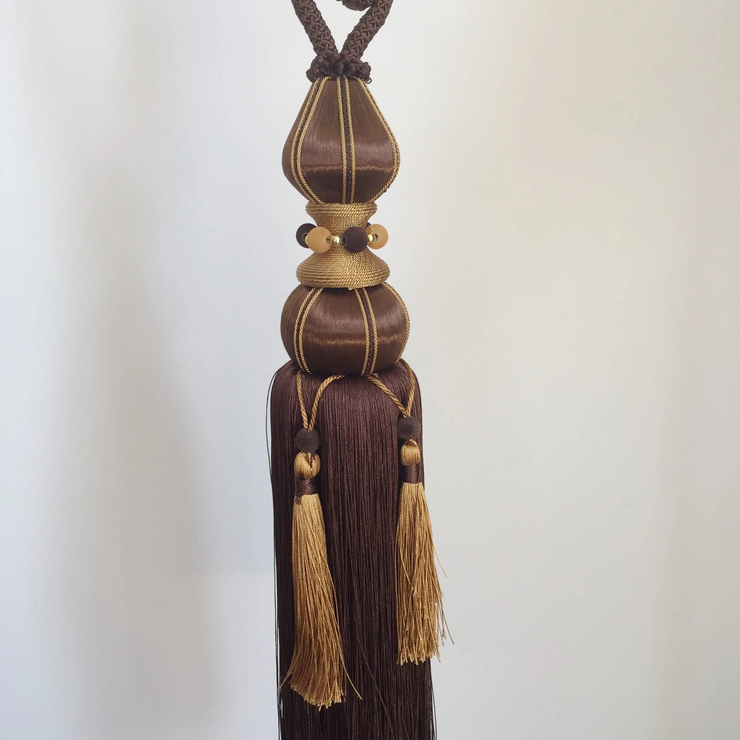 
polyester tassel acrylic bead tassel decoration tassel for curtain 