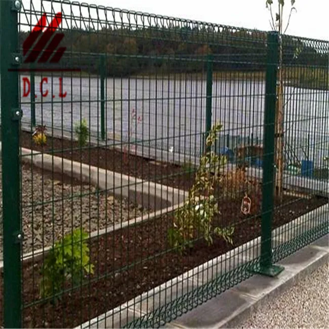 residential welded wire mesh fencing