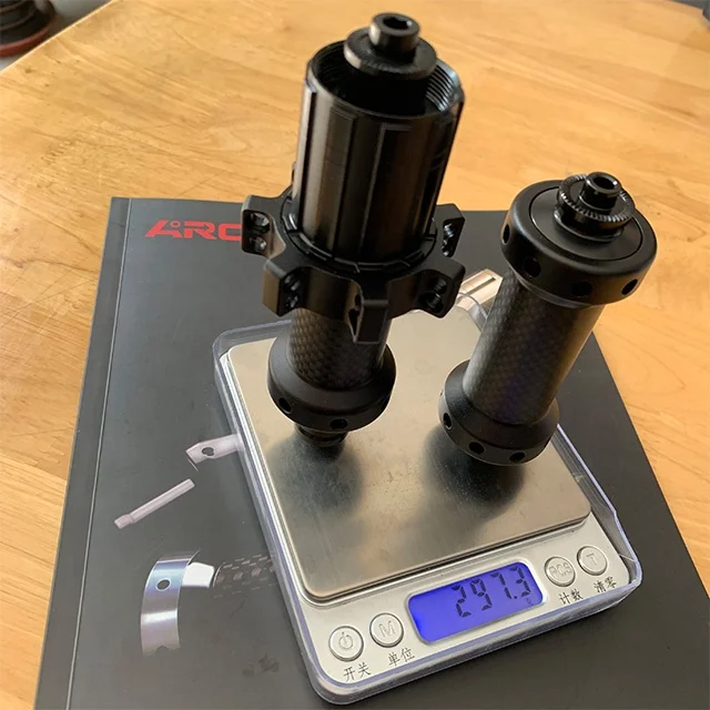 Skillful Manufacture Wholesale Bicycle Parts Carbon Spokes Version Straight DT Structure RT - 028F / RCB Light Road Bike Hub