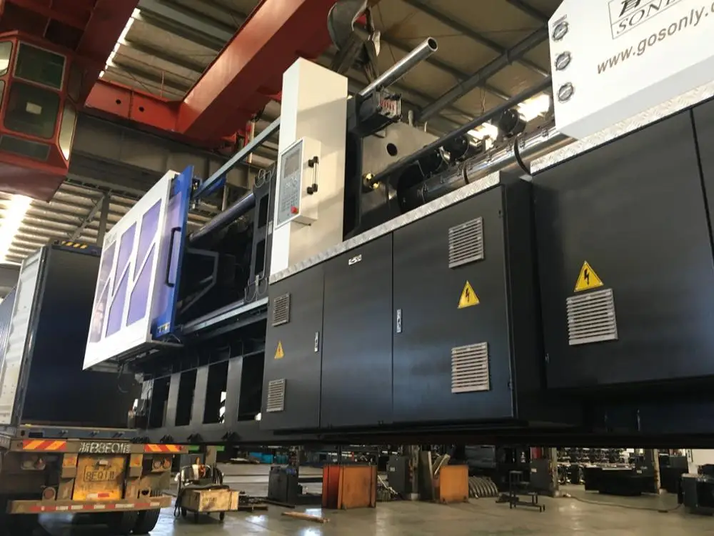 
SONLY U590TS Injection Molding Machine plastic moulding servo motor machine desk making machine 600 ton 