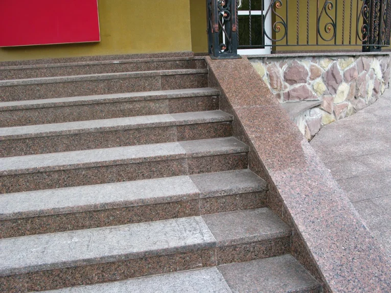 
Ukraine hammered flamed polished decorative facing monument cheap natural red stone granite tile 