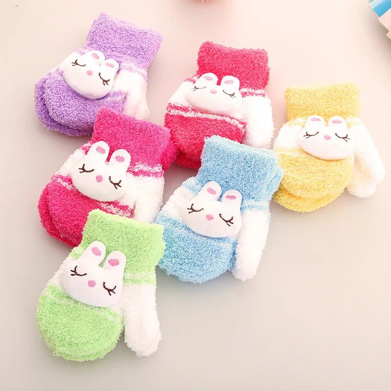 Перчатки для маленьких девочек с милыми мультяшными животными зимние теплые варежки