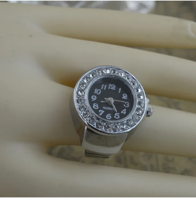 Fashion flower shape finger ring watch for women