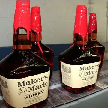 Flexible wine bottle sealing wax