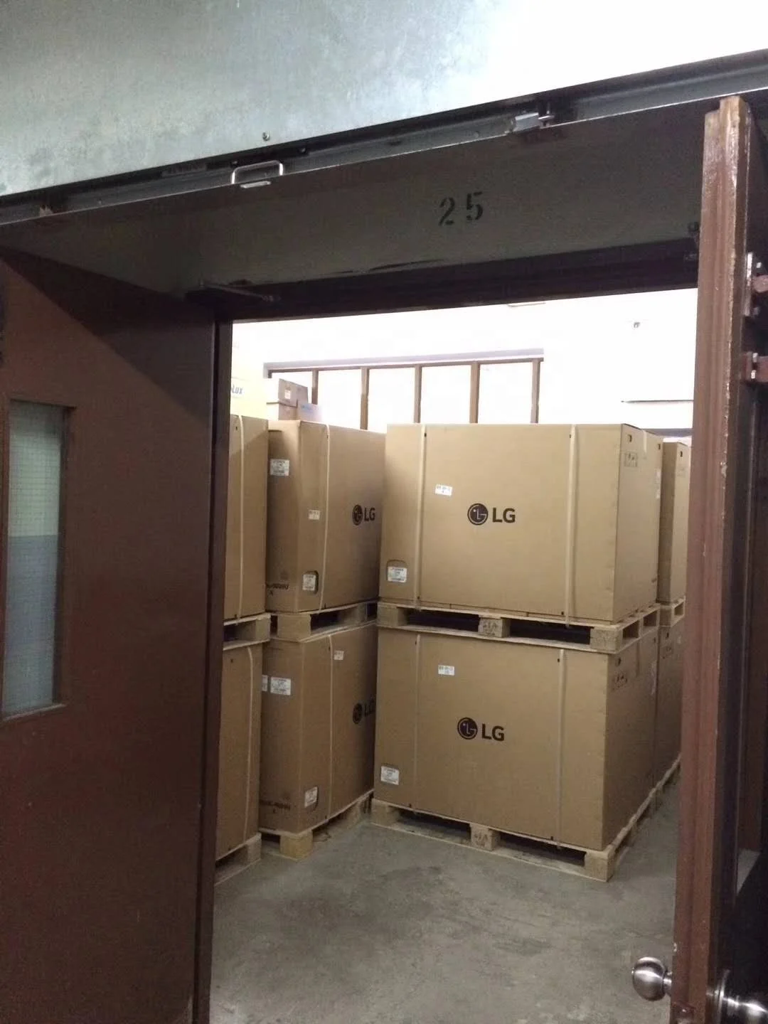 
WHOLESALE 15.6 INCH FHD IPS 1920*1080 EDP 30PIN LP156WF6-SPB1 B156HAN06.0 B156HAN01.2 