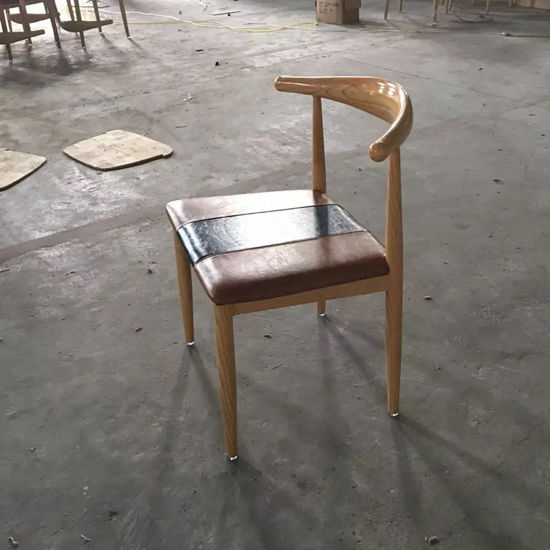 Wholesale Factory customised commercial rustic wrought industrial iron caffe leather side bag restaurant chair