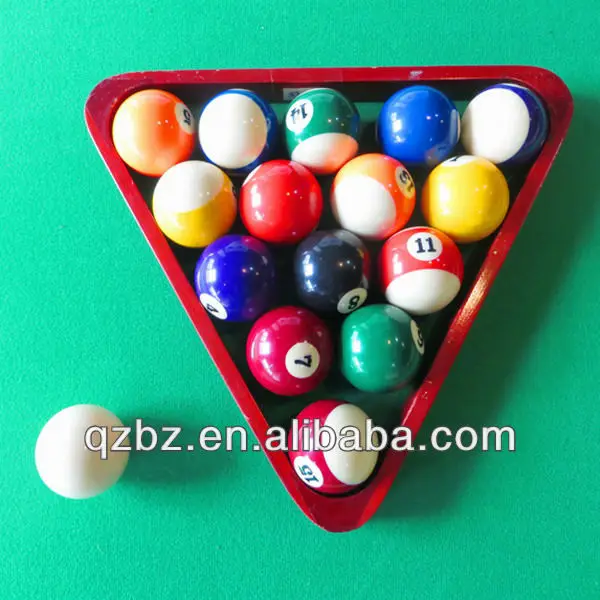 
American billiard ball set 