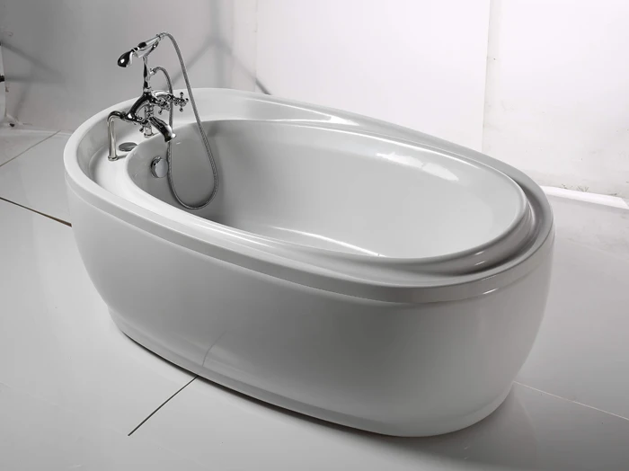 New bath tub / soaking bathtub
