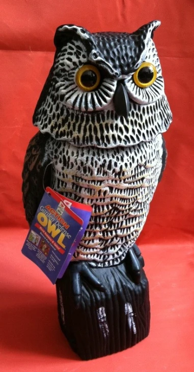 Osgoodway Hot Sale China Factory Direct Sale Home and Garden Ornaments Plastic Action Decor Owls Wholesale