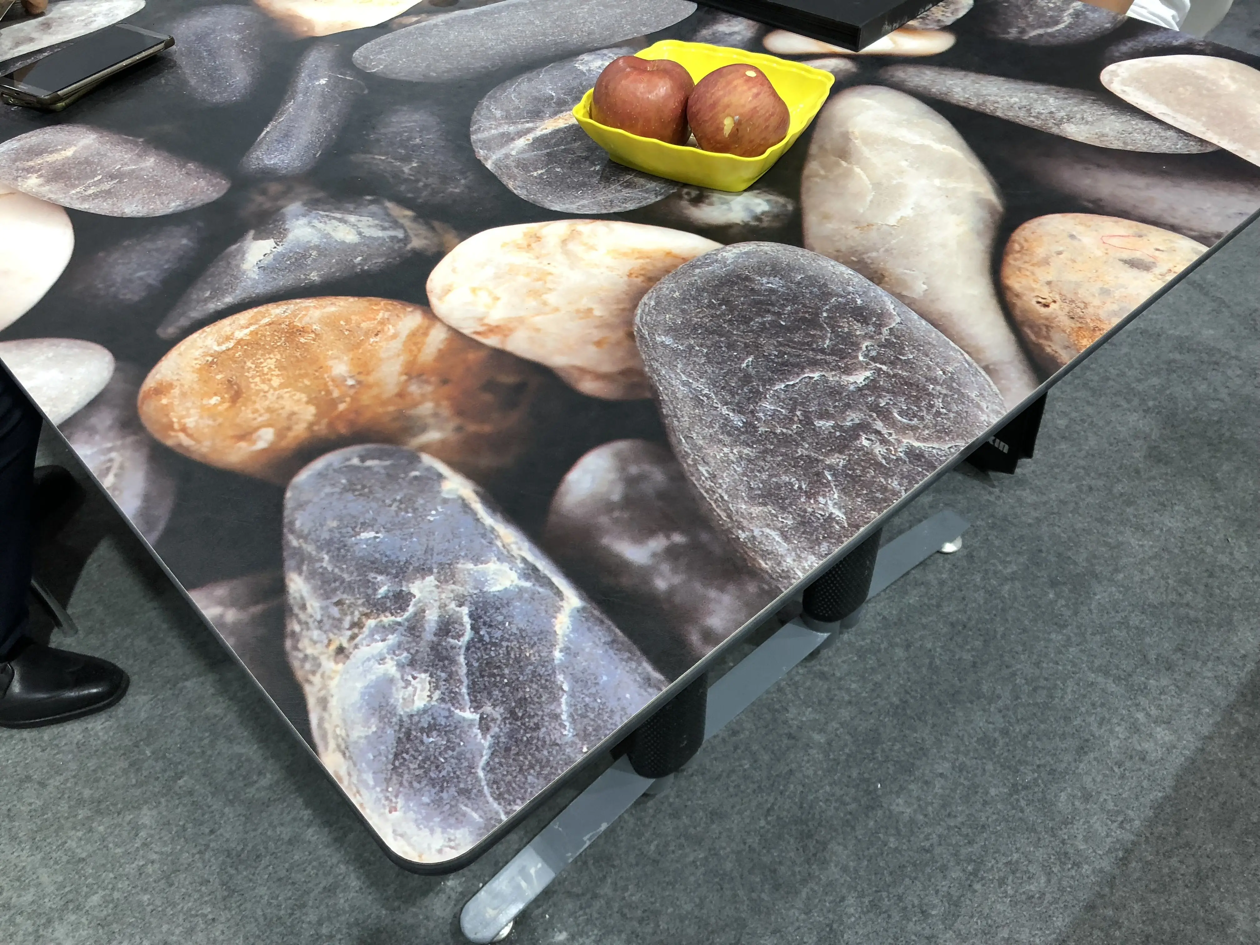 hig pressure laminate HPL table top customized by CNC machine