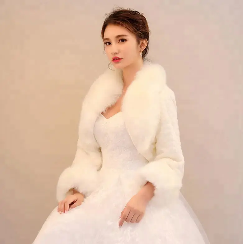 
Bridal white Faux fox fur shawl for wedding evening winter 