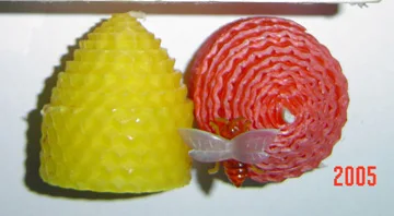 Свеча из пчелиного воска ручной работы