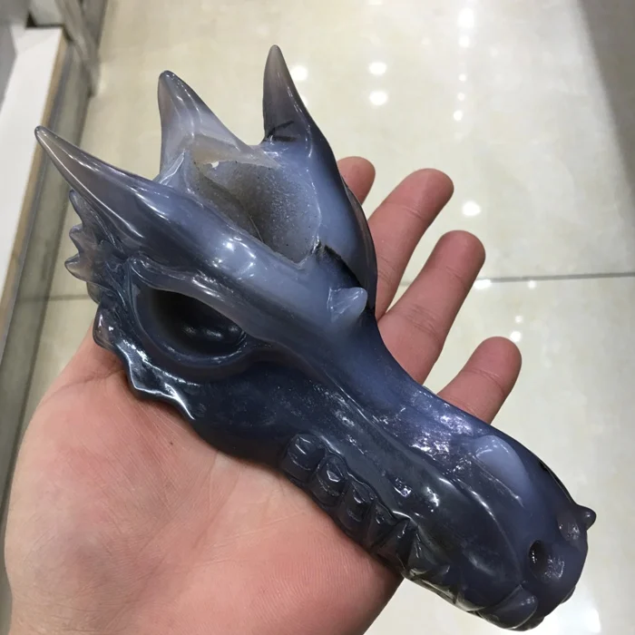 Natural Beautiful Agate Crystal Quartz Dragon Skulls Crystal Geode Carved Dragon