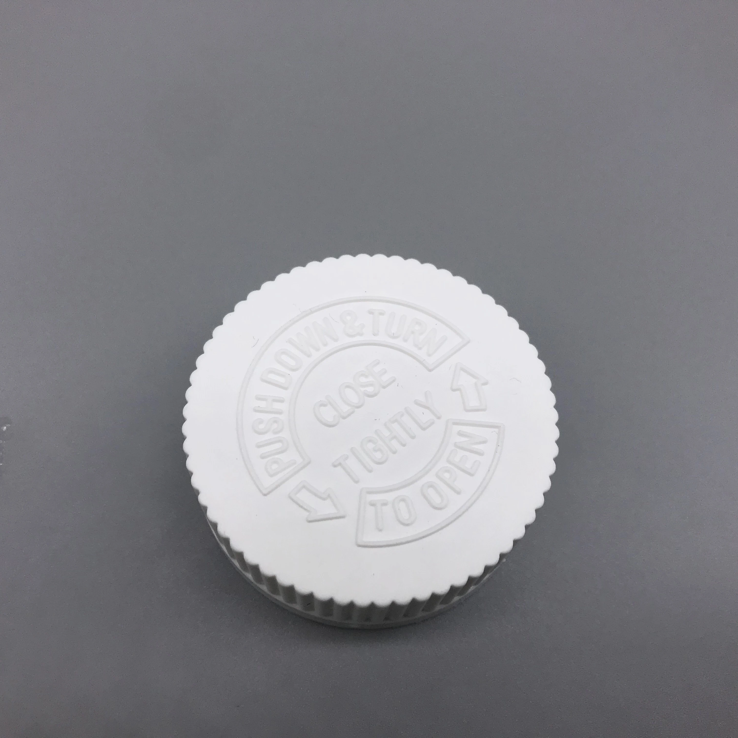 Pharmaceutical bottle package PP Plastic 38mm CRC Child proof cap