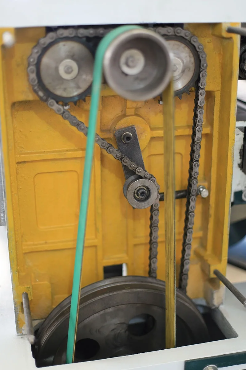 Convenient thicknessing width 300-600mm wood planing machine thicknesser