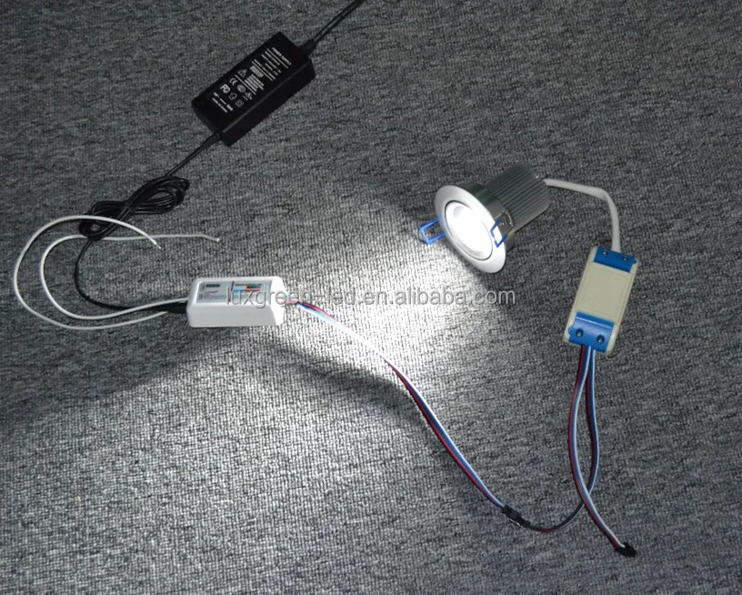 RGBW 3*8W (4IN1) LED ceiling lamp,RGBW LED ceiling light with 3 years warranty